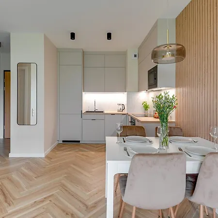 Ptasia 55 Prestige With Garden By Bookinghost