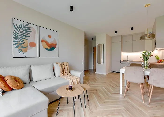 Ptasia 55 Prestige With Garden By Bookinghost Apartment