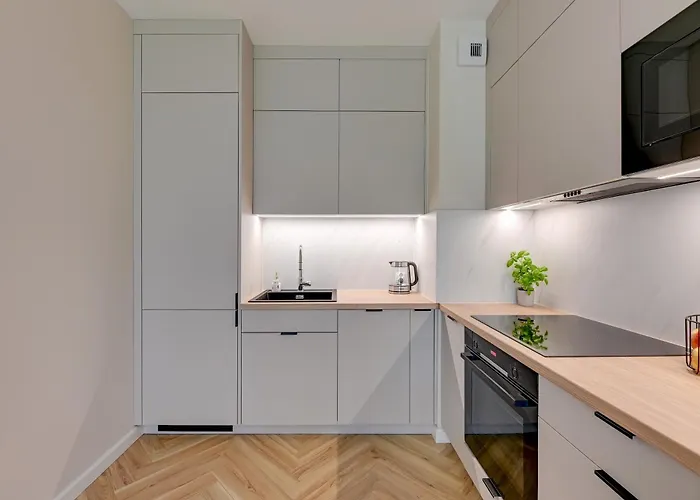 Ptasia 55 Prestige With Garden By Bookinghost